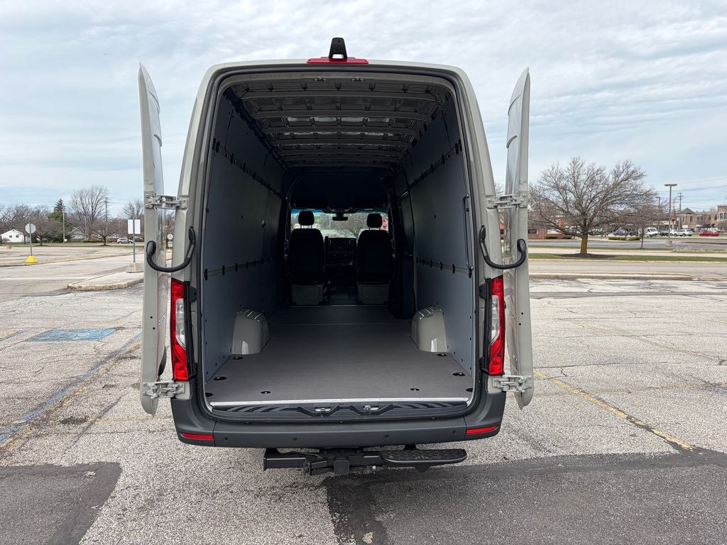 2026 Mercedes-Benz Sprinter 2500 Cargo 170 WB Extended