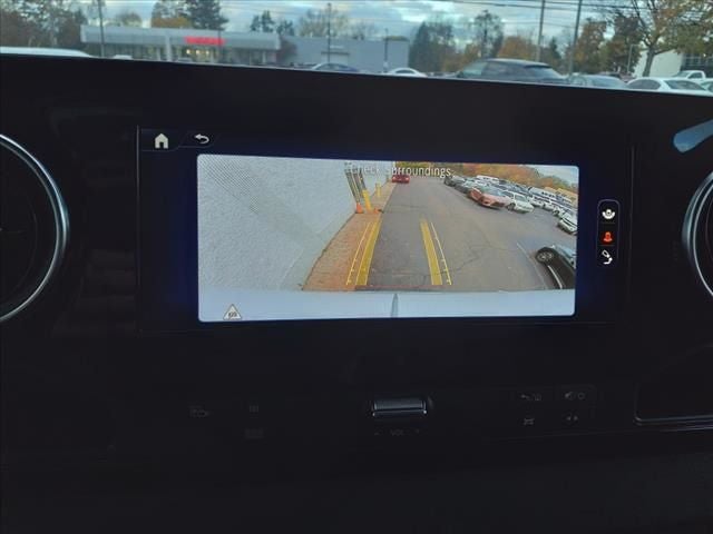 2024 Mercedes-Benz eSprinter 2500 Cargo 170 WB High Roof