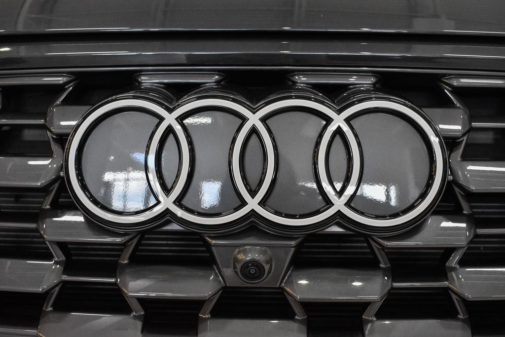 2025 Audi Q5 2.0T Prestige quattro