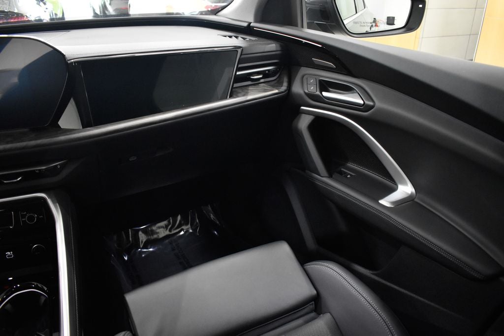 2025 Audi Q5 2.0T Prestige quattro
