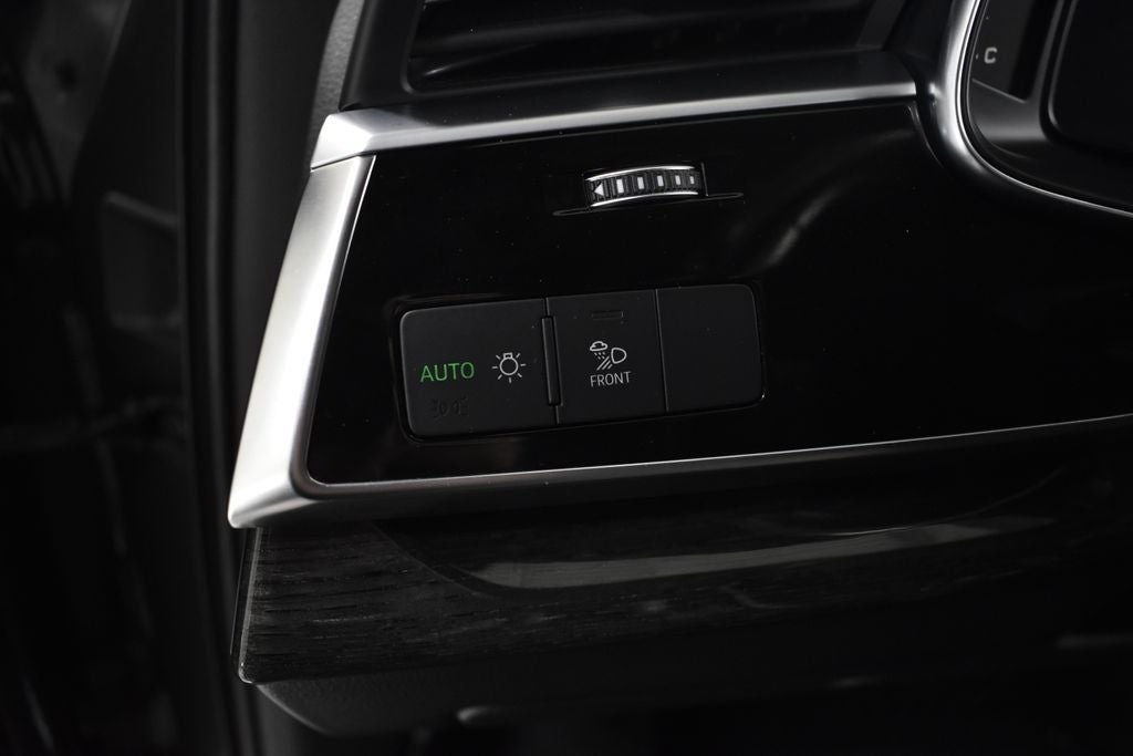 2020 Audi Q7 55 Premium Plus quattro