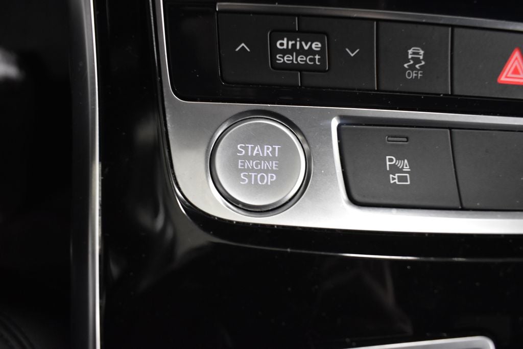 2020 Audi Q7 55 Premium Plus quattro