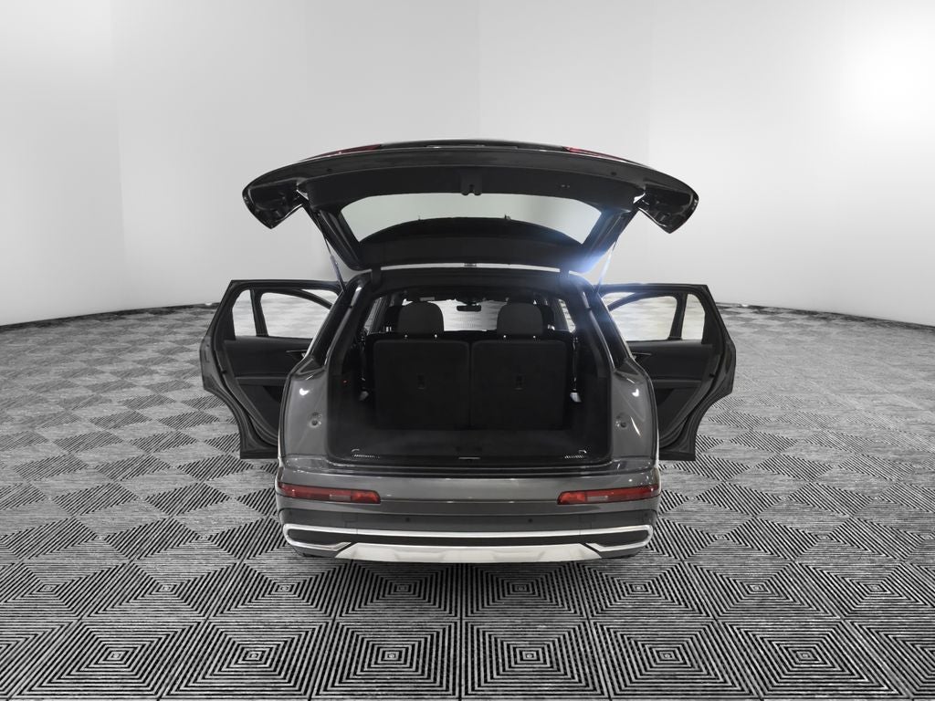 2020 Audi Q7 55 Premium Plus quattro