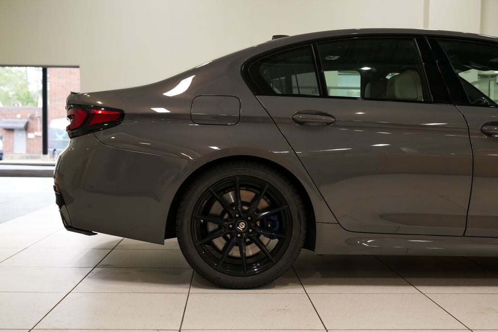 2022 BMW 5 Series M550i xDrive