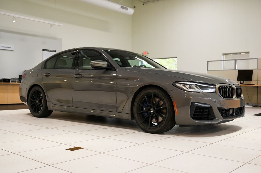 2022 BMW 5 Series M550i xDrive