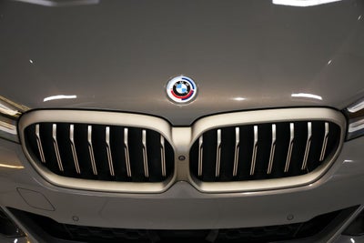 2022 BMW 5 Series M550i xDrive