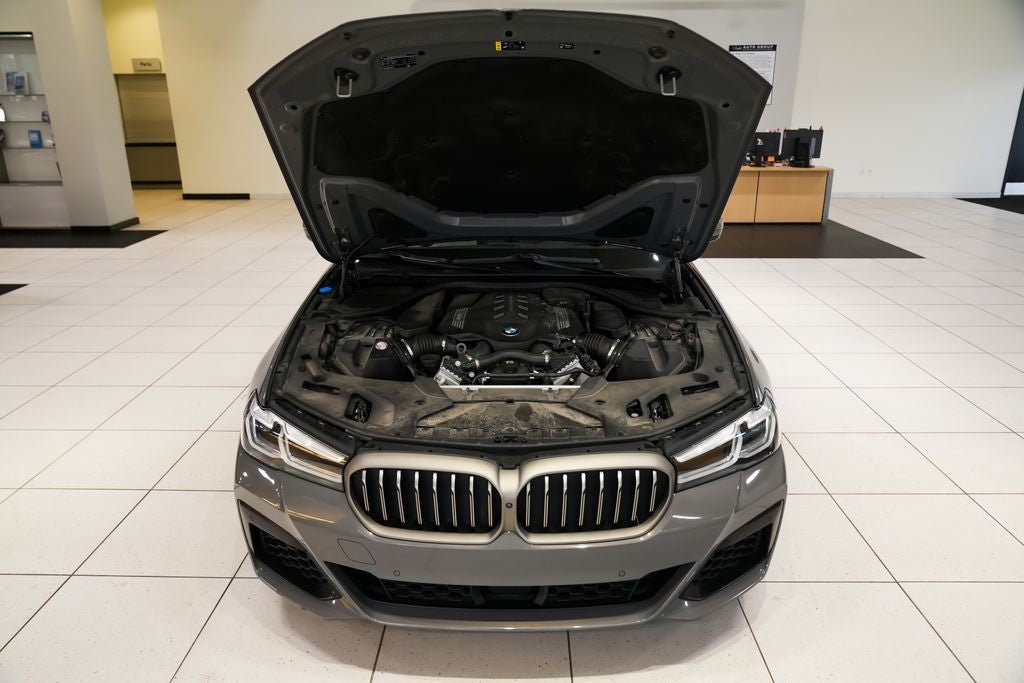 2022 BMW 5 Series M550i xDrive
