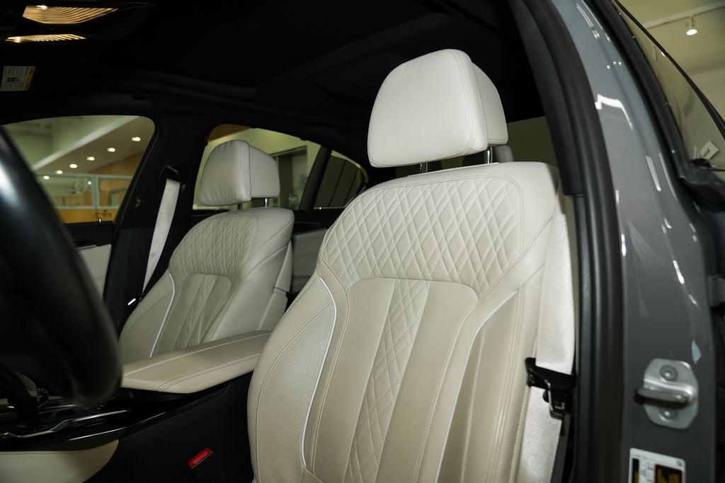 2022 BMW 5 Series M550i xDrive