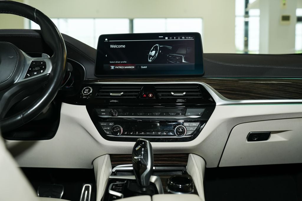 2022 BMW 5 Series M550i xDrive
