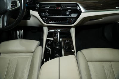 2022 BMW 5 Series M550i xDrive