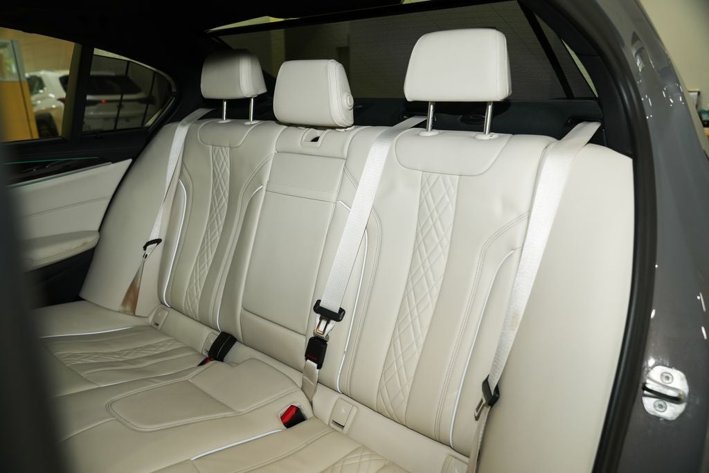 2022 BMW 5 Series M550i xDrive