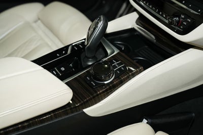 2022 BMW 5 Series M550i xDrive