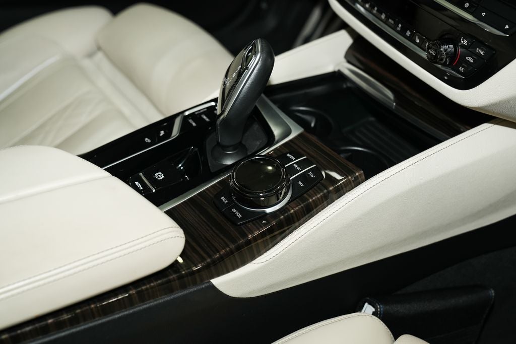 2022 BMW 5 Series M550i xDrive