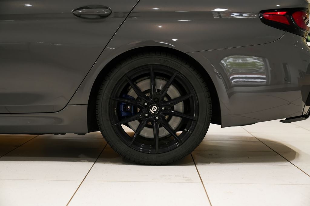 2022 BMW 5 Series M550i xDrive