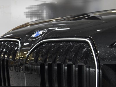 2025 BMW 7 Series 760i xDrive