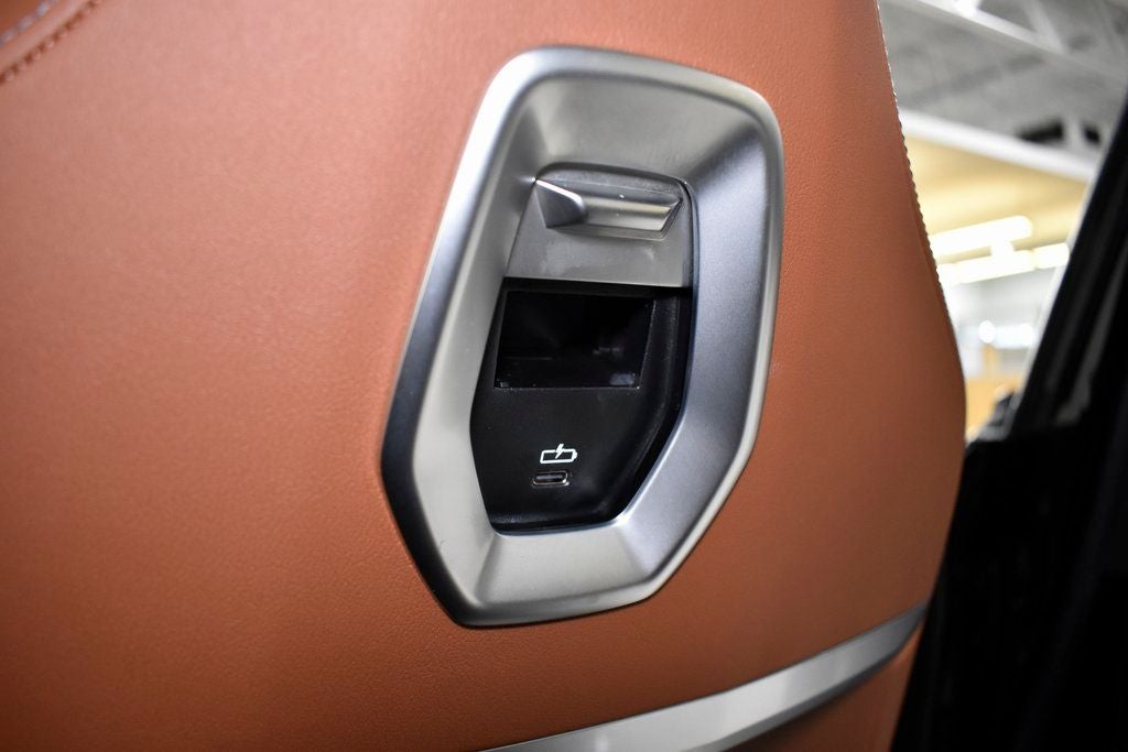 2025 BMW 7 Series 760i xDrive