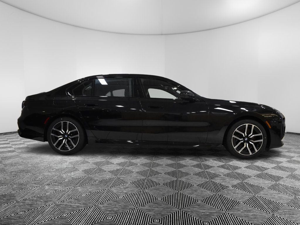 2025 BMW 7 Series 760i xDrive