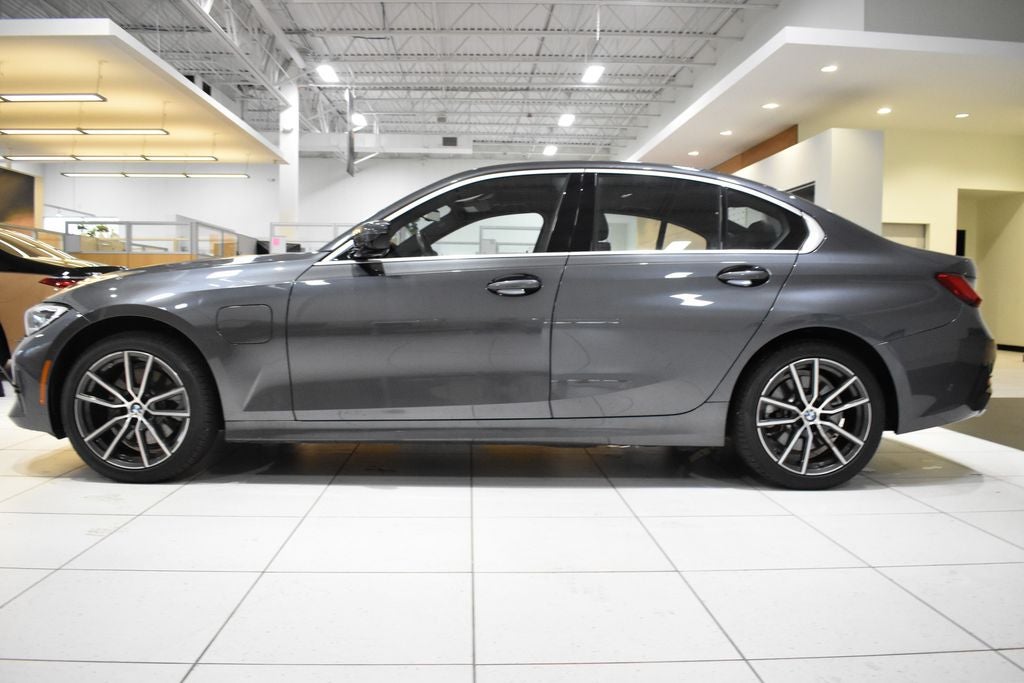 2021 BMW 3 Series 330e xDrive