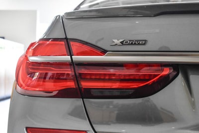 2018 BMW 7 Series M760i