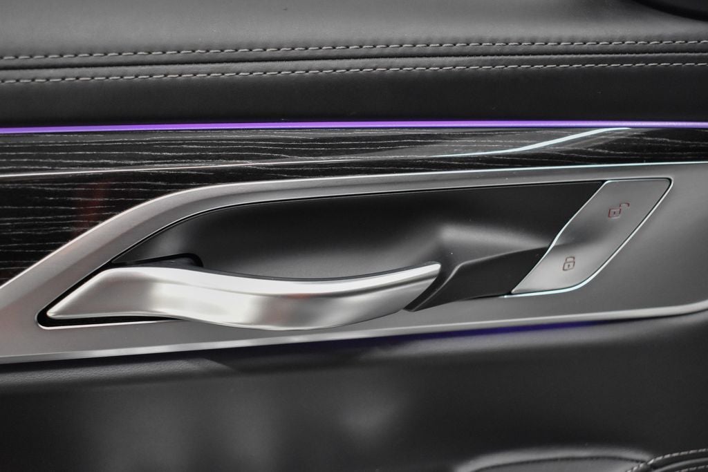 2018 BMW 7 Series M760i