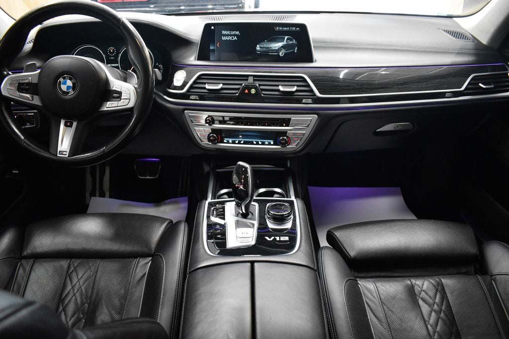 2018 BMW 7 Series M760i