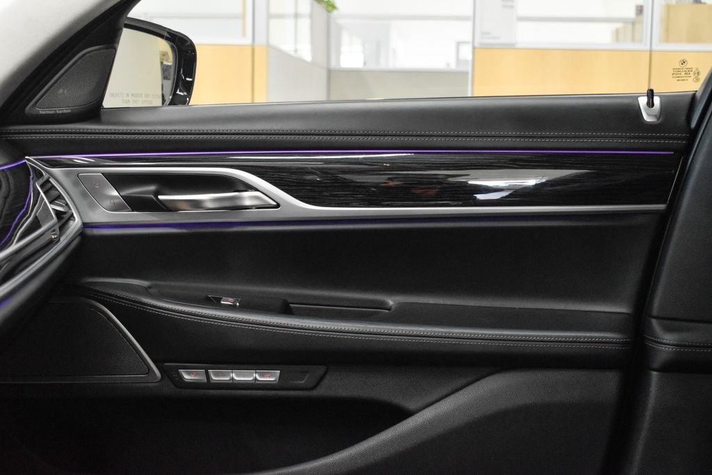 2018 BMW 7 Series M760i