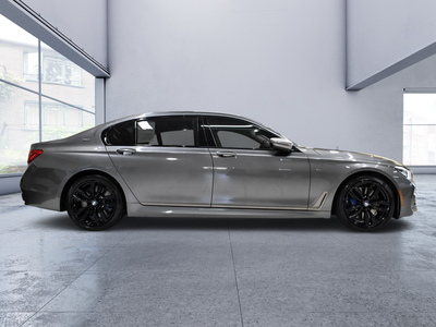 2018 BMW 7 Series M760i