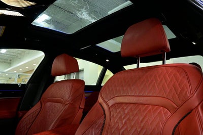 2022 BMW 7 Series ALPINA B7 xDrive