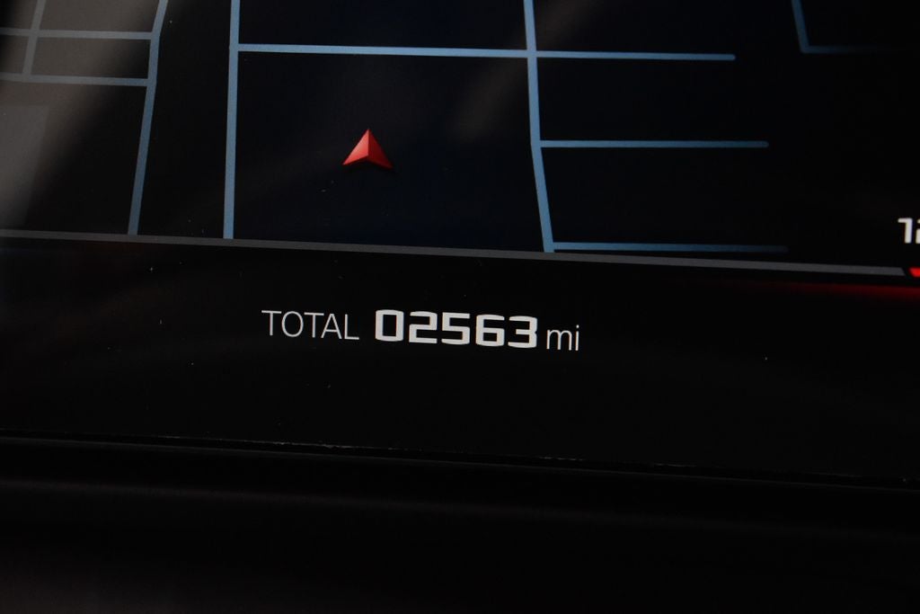 2025 BMW M4 CS
