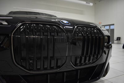 2025 BMW i7 xDrive60