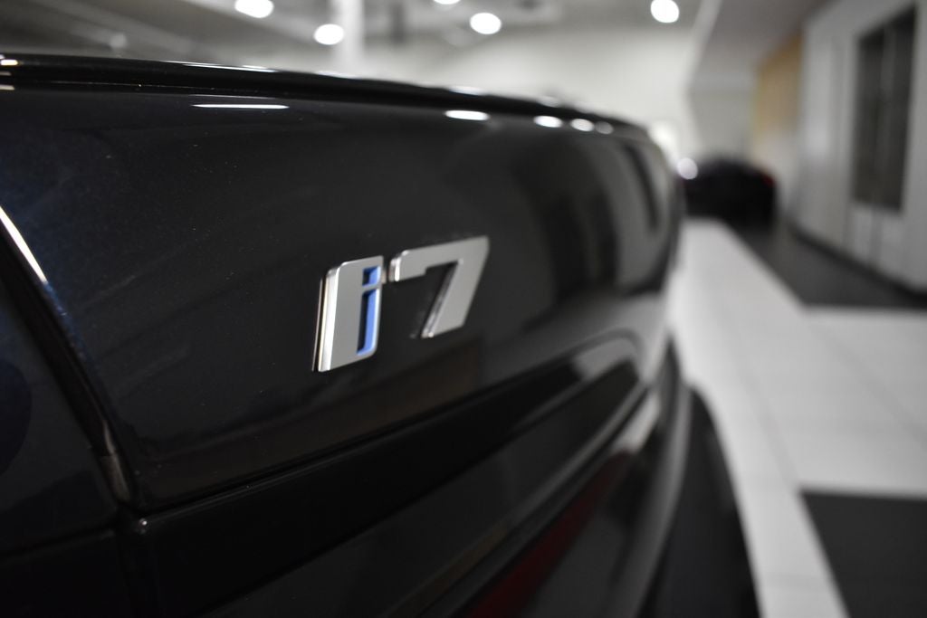 2025 BMW i7 xDrive60