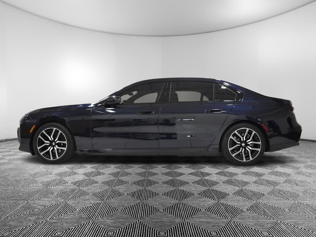 Used 2025 BMW i7 60 with VIN WBY53EJ00SCU33763 for sale in North Olmsted, OH