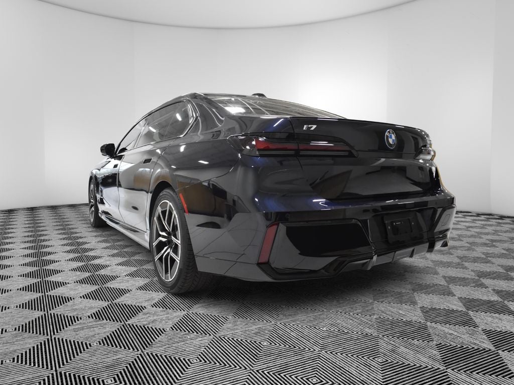 2025 BMW i7 xDrive60