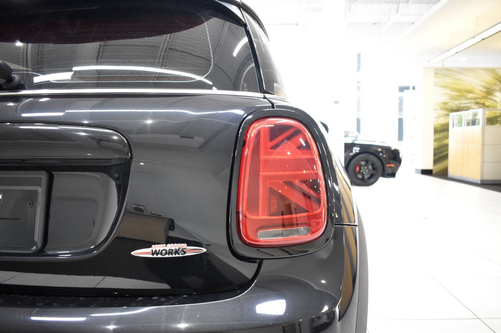 2023 MINI John Cooper Works Iconic