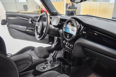 2023 MINI John Cooper Works Iconic