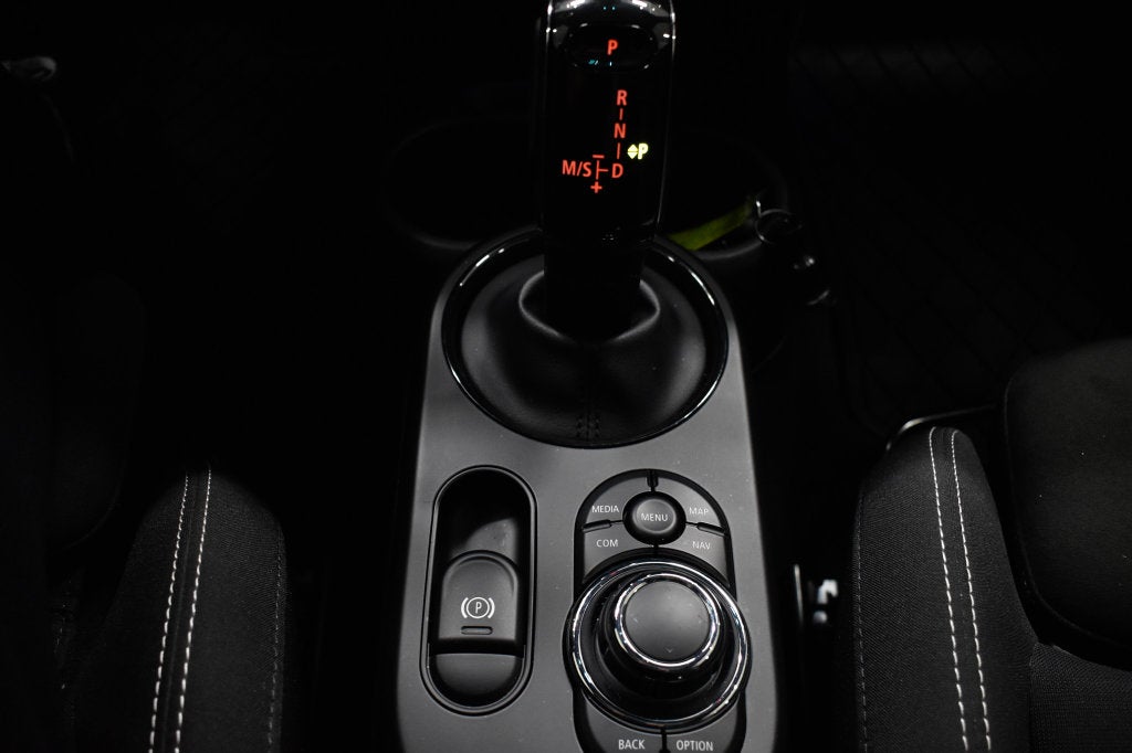 2023 MINI John Cooper Works Iconic