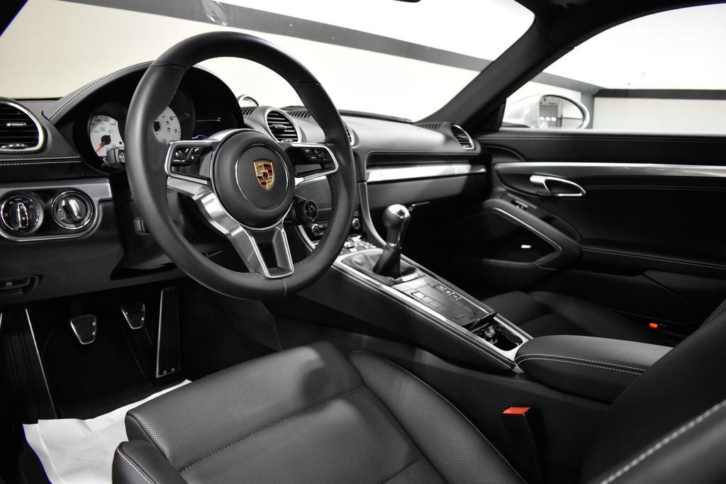 2025 Porsche 718 Cayman Style Edition