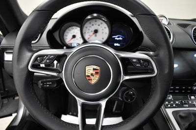 2025 Porsche 718 Cayman Style Edition