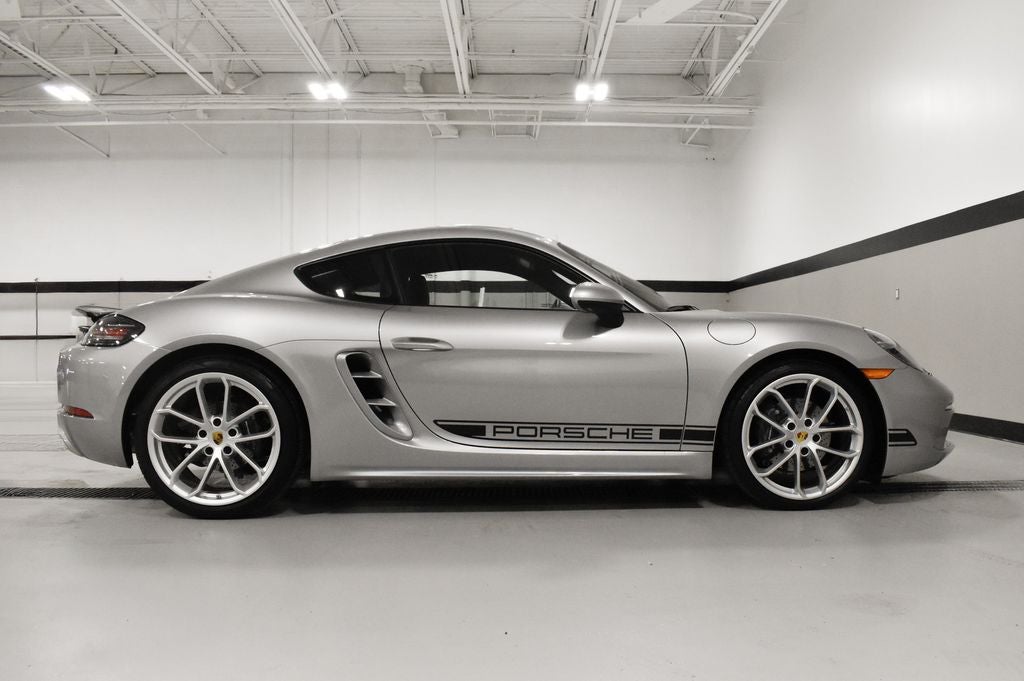 2025 Porsche 718 Cayman Style Edition