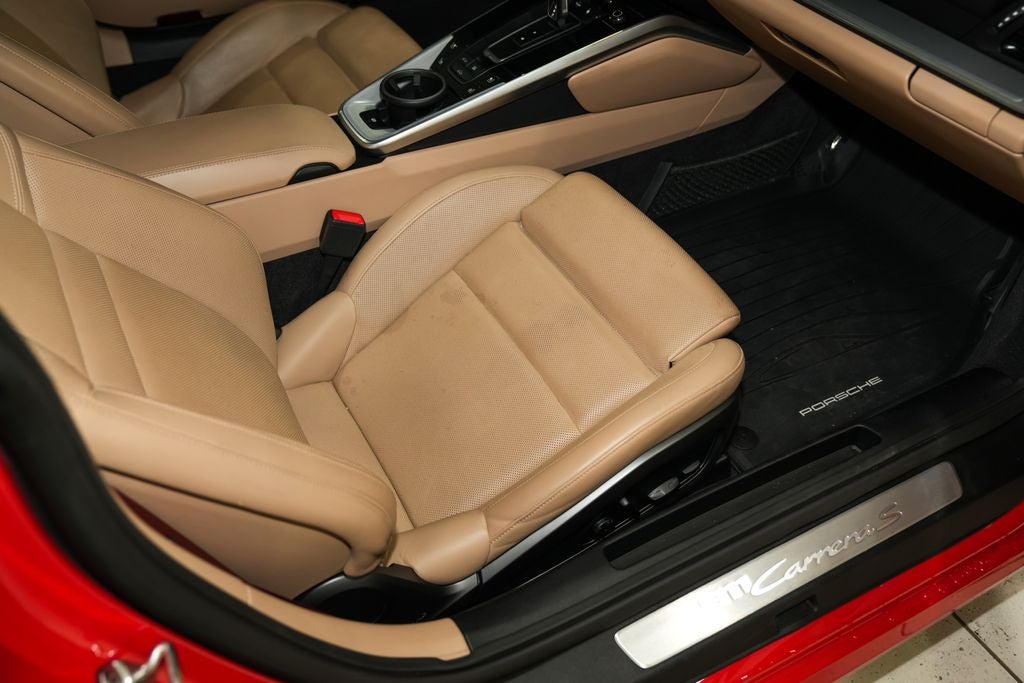 2020 Porsche 911 Carrera S