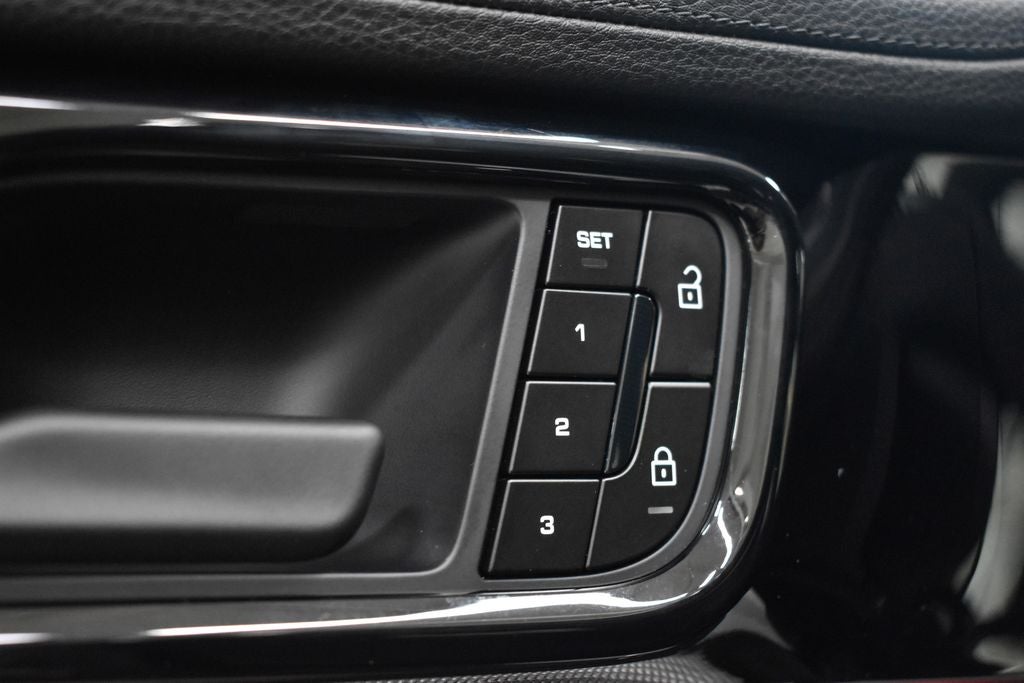 2025 Porsche Panamera E-Hybrid 4
