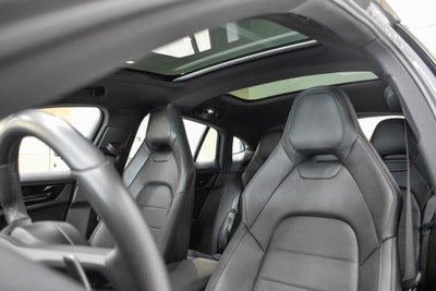 2025 Porsche Panamera E-Hybrid 4