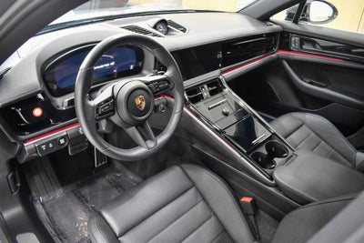 2025 Porsche Panamera E-Hybrid 4