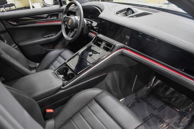 2025 Porsche Panamera E-Hybrid 4