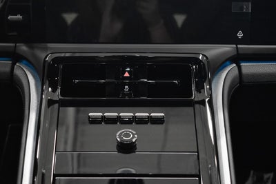 2025 Porsche Panamera E-Hybrid 4
