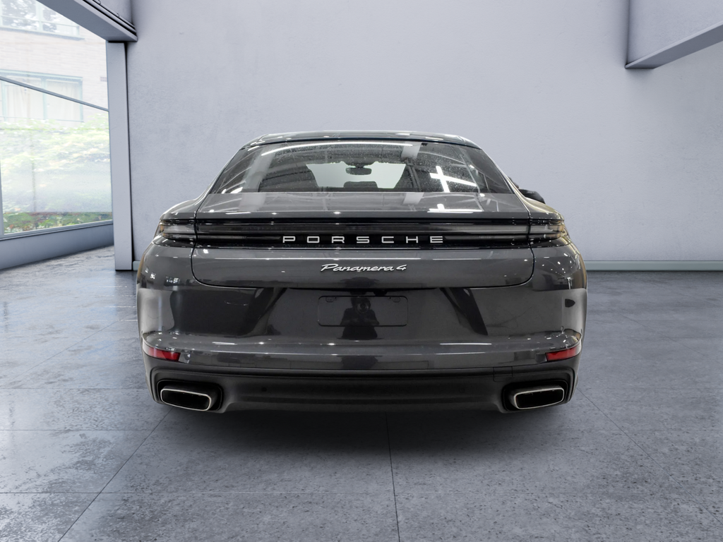 2025 Porsche Panamera E-Hybrid 4