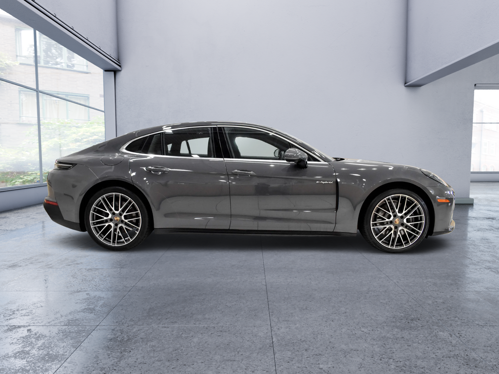 2025 Porsche Panamera E-Hybrid 4