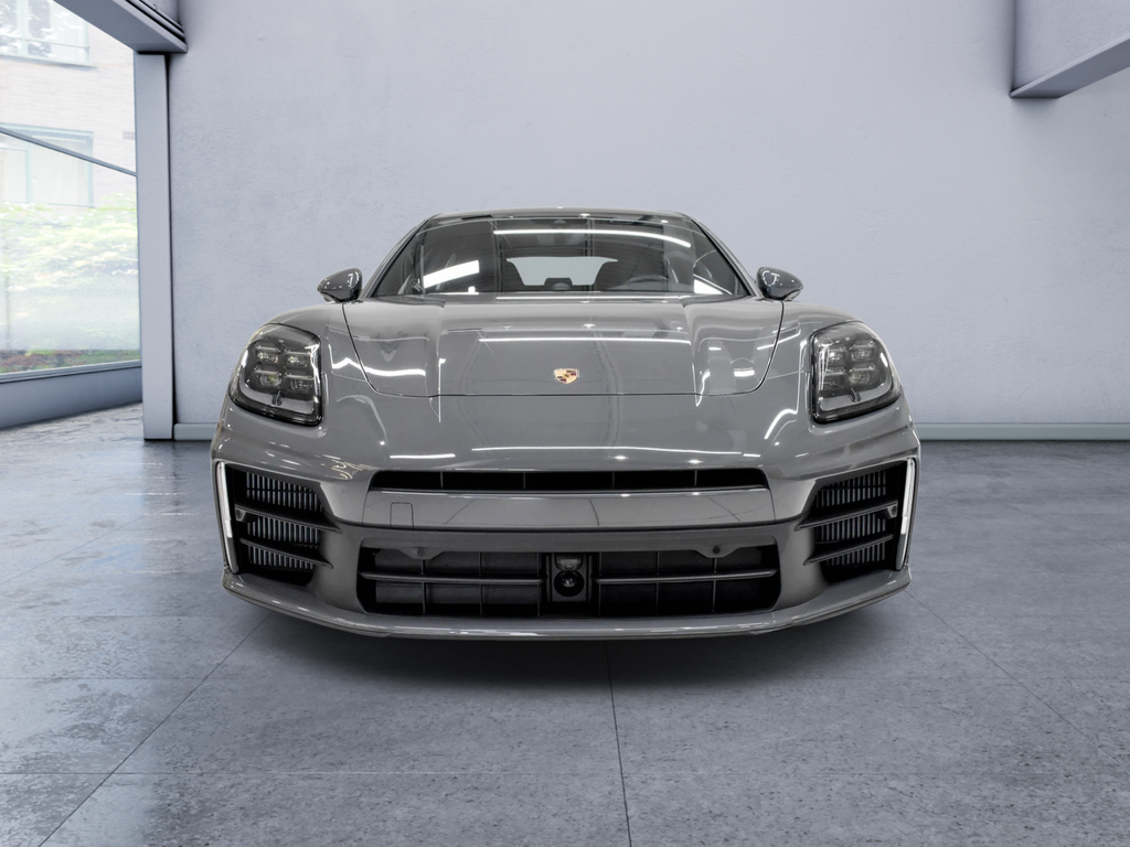 2025 Porsche Panamera E-Hybrid 4