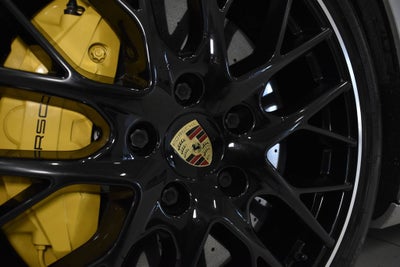 2020 Porsche Panamera E-Hybrid Turbo S Executive