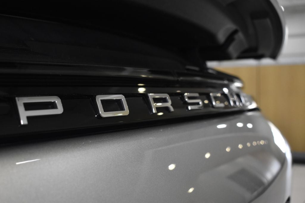 2020 Porsche Panamera E-Hybrid Turbo S Executive